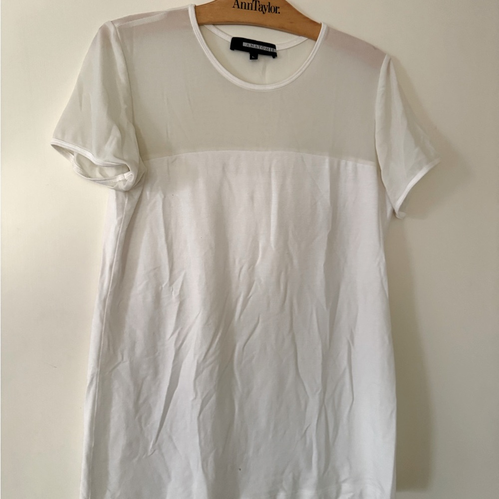 Anatomie t-shirt with mesh shoulders sz L